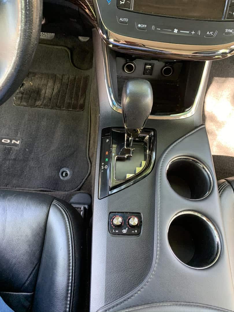 Detailed center console